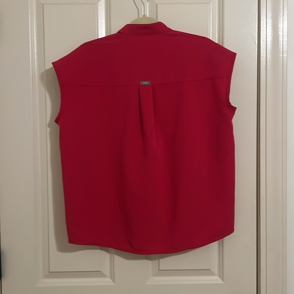 Figs Rafaela Oversized Scrub Top - Picture 3 of 3